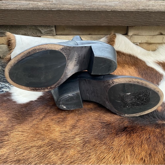 Eileen Fisher Leather Peep Toe Ankle Booties | Comfort Heel | Size 5 - Picture 7 of 7
